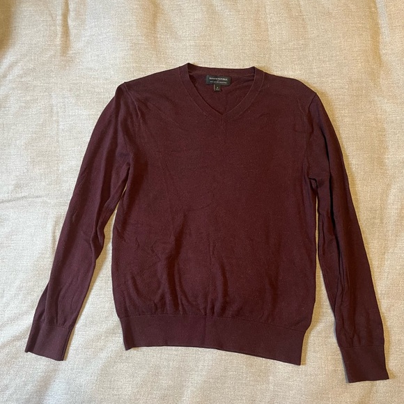 Banana Republic sweater - Picture 2 of 2